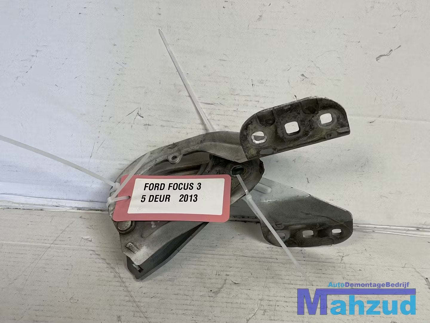FORD FOCUS 3 motorkap sharnier 2010-2018, Gebruikt, Info@ford.com, Ford, Ford Motor Company