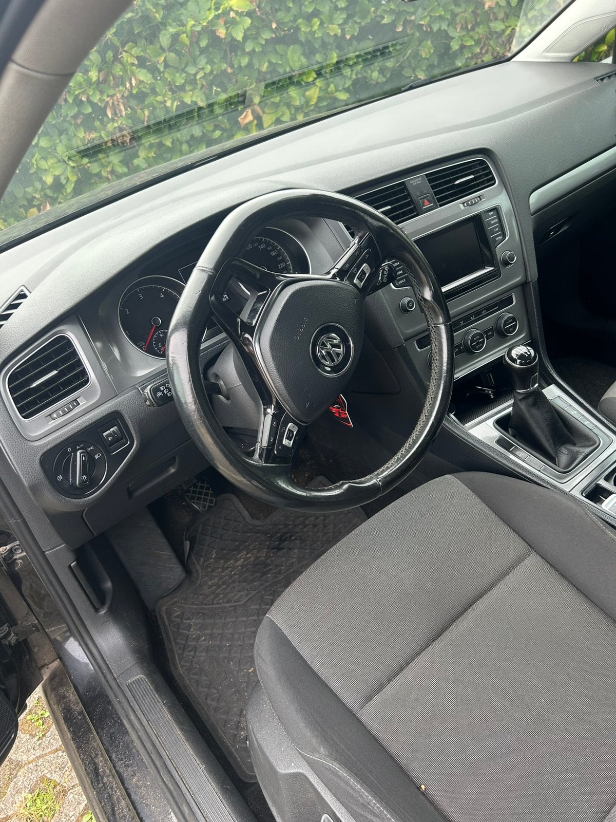 Te koop golf 7 6300 euro, Autos, Euro 5, Achat, 1820 kg, Noir