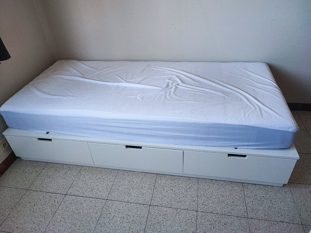 Lit Ikea Nordli+matelas Ikea Vesteroy, Maison & Meubles, Chambre à coucher | Lits, Enlèvement, Utilisé