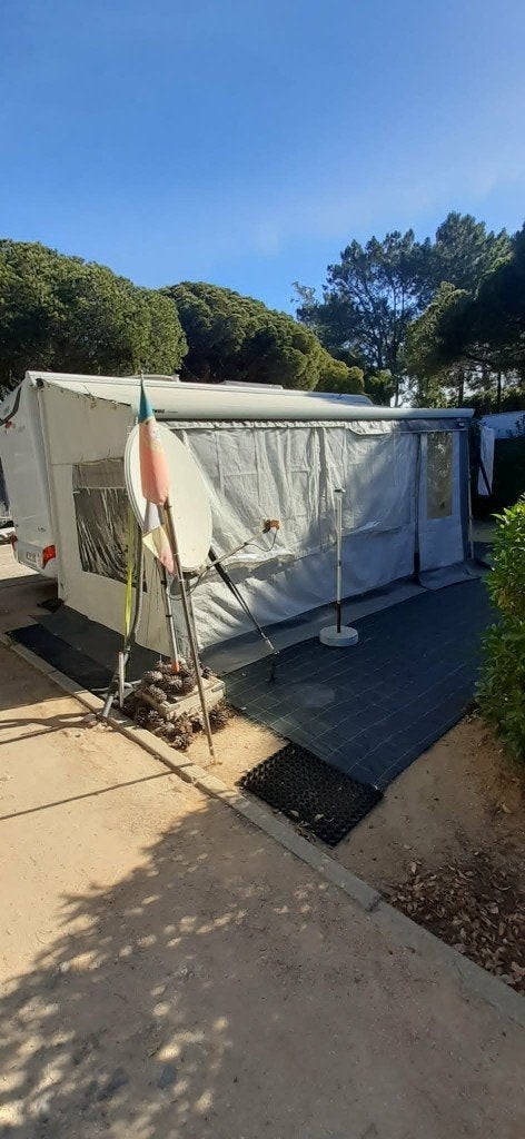 Camping-car intégré Hymer Exsis-i 614, Caravanes & Camping, Jusqu'à 4, Porte conducteur, Caméra de recul, Toilette à cassette