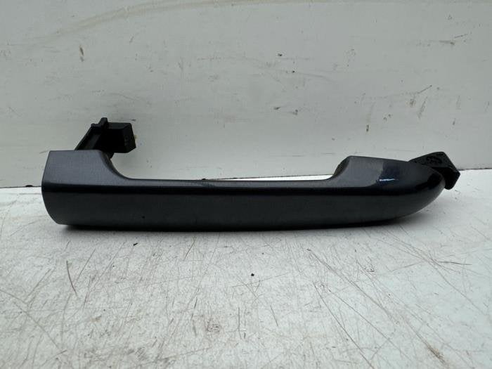 Poignée portière 2portes gauche d'un Kia Rio, Kia, -, 3 mois de garantie, Utilisé