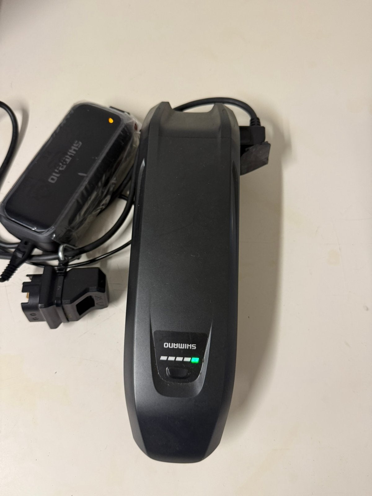 Batterie Shimano 400 Wh, Vélos & Vélomoteurs, Enlèvement, Comme neuf