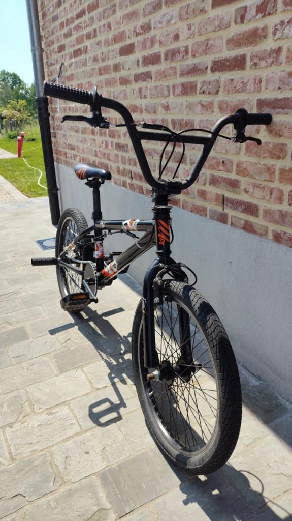 Super coole BMX 20 inch, Ophalen, Gebruikt, Velgrem, Voetsteunen