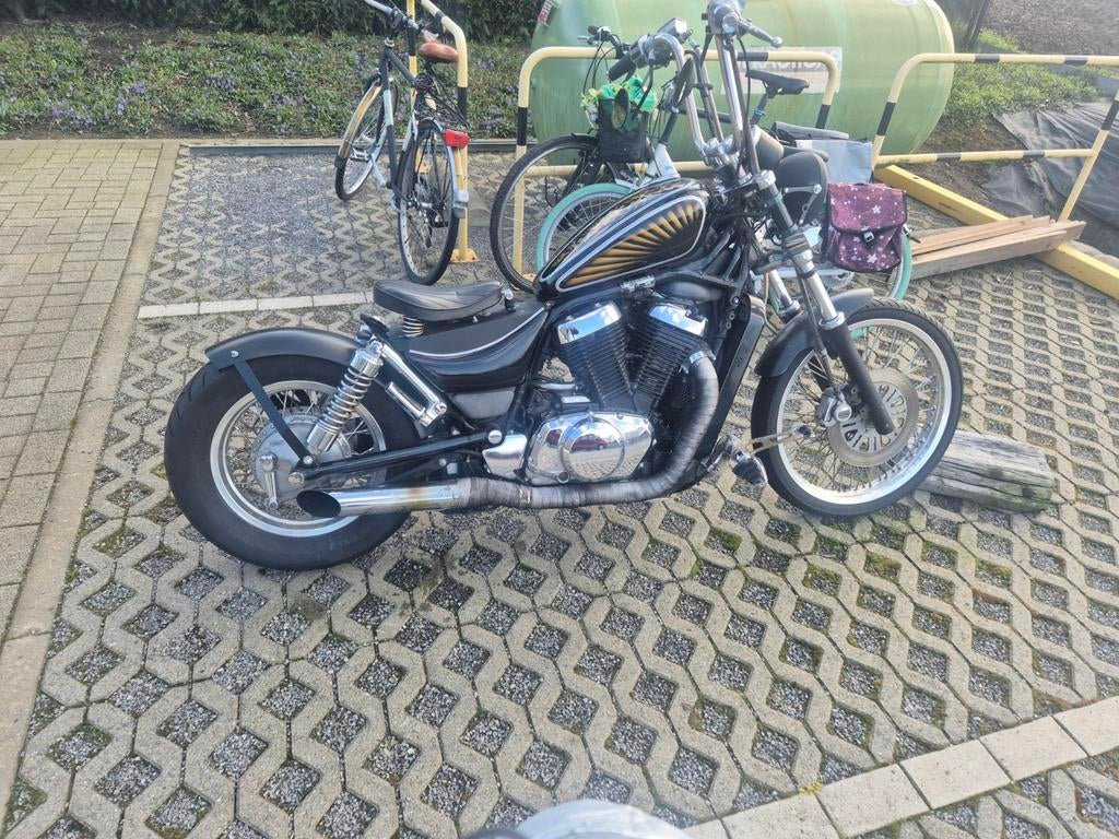 Suzuki intruder vs800  bobber, Motos, Motos | Suzuki, Particulier