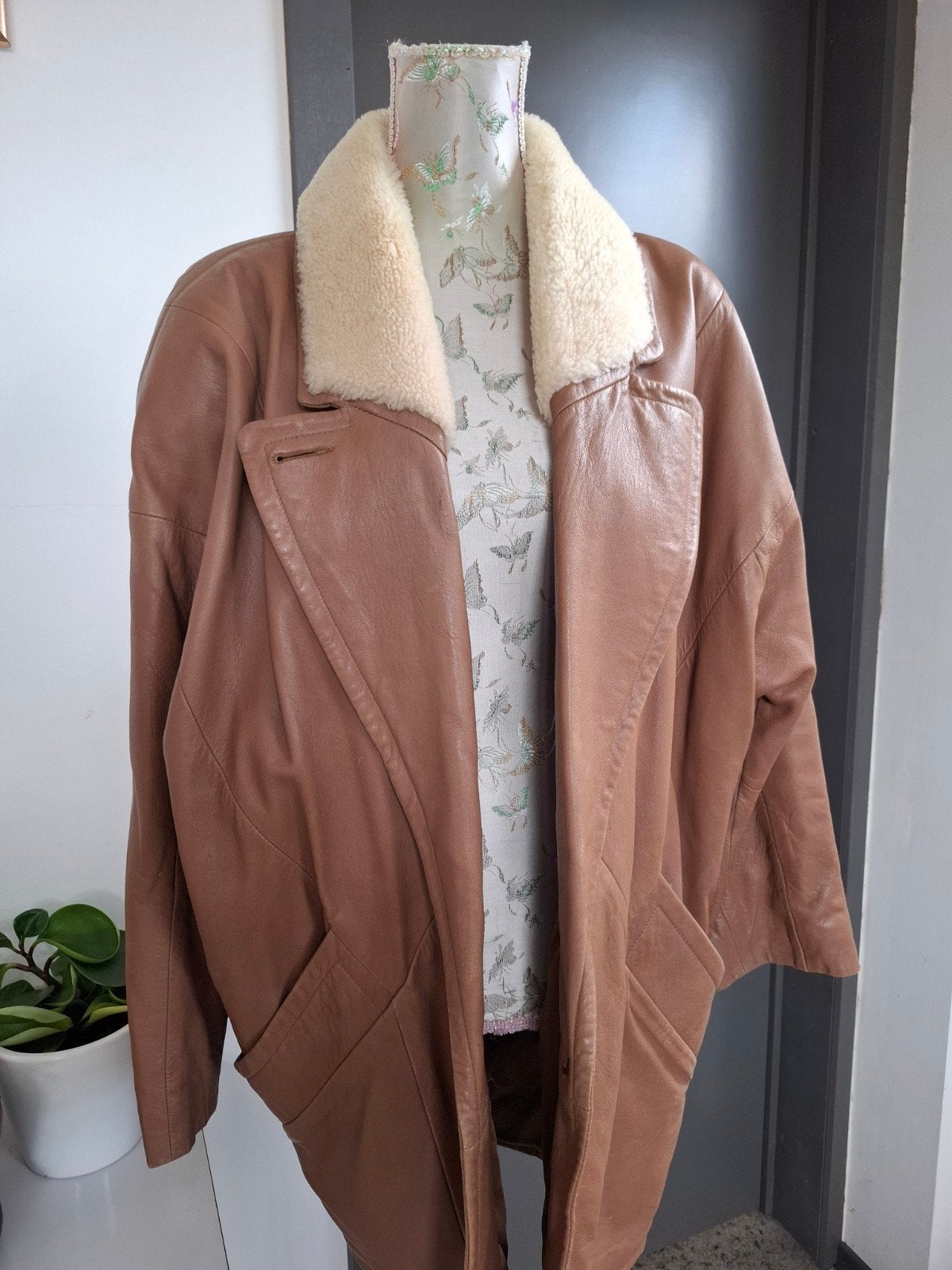 Leder jas, Ophalen