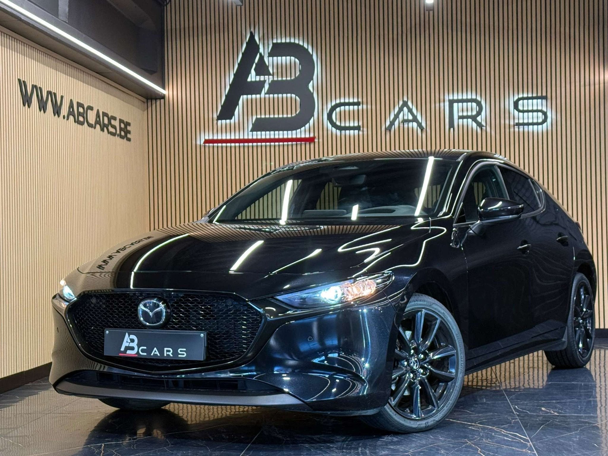 Mazda 3 2.0I 2.0I SKYACTIV FULL BLACK * GARANTIE 12 MOIS *, Auto's, 90 kW, 1998 cc, Gebruikt, Euro 6