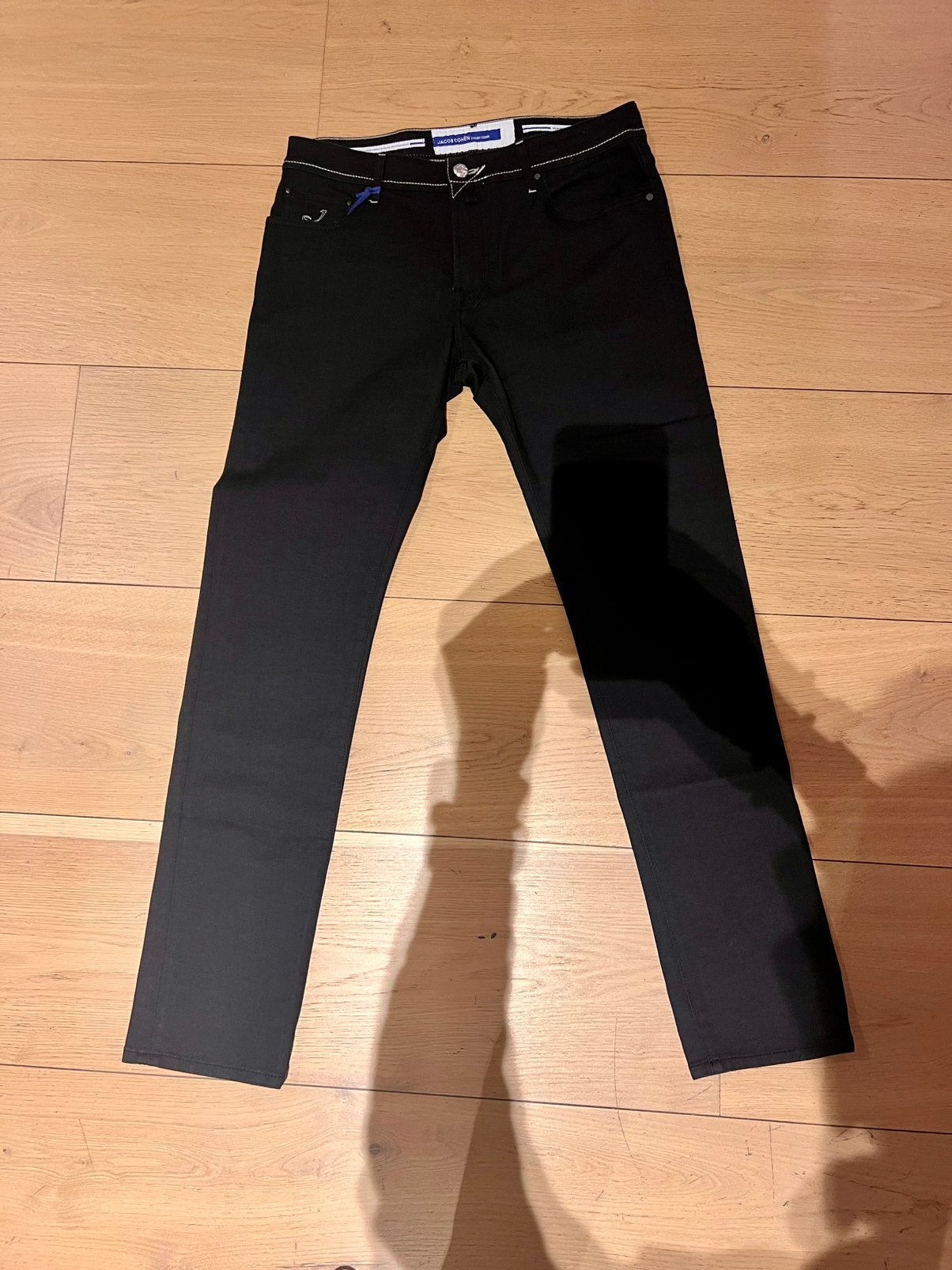 Jacob Cohen Bard Fast jeans nieuw - zwart - W34, Kleding | Heren, Ophalen of Verzenden, Nieuw, Zwart, W33 - W34 (confectie 48/50)