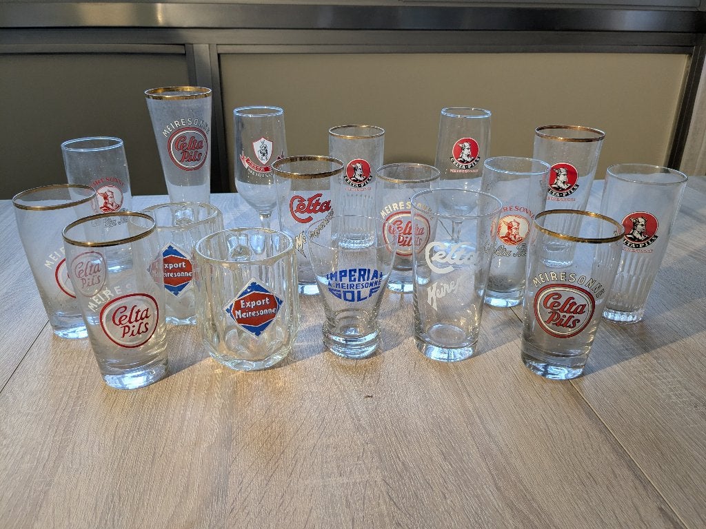 Beker en fluitglazen van Celta Pils | Brasserie MEIRESONNE, Verzamelen, Biermerken, Pul(len), Ophalen