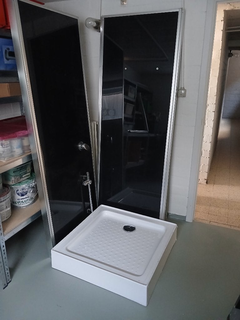 badkamer, Ophalen, Zo goed als nieuw