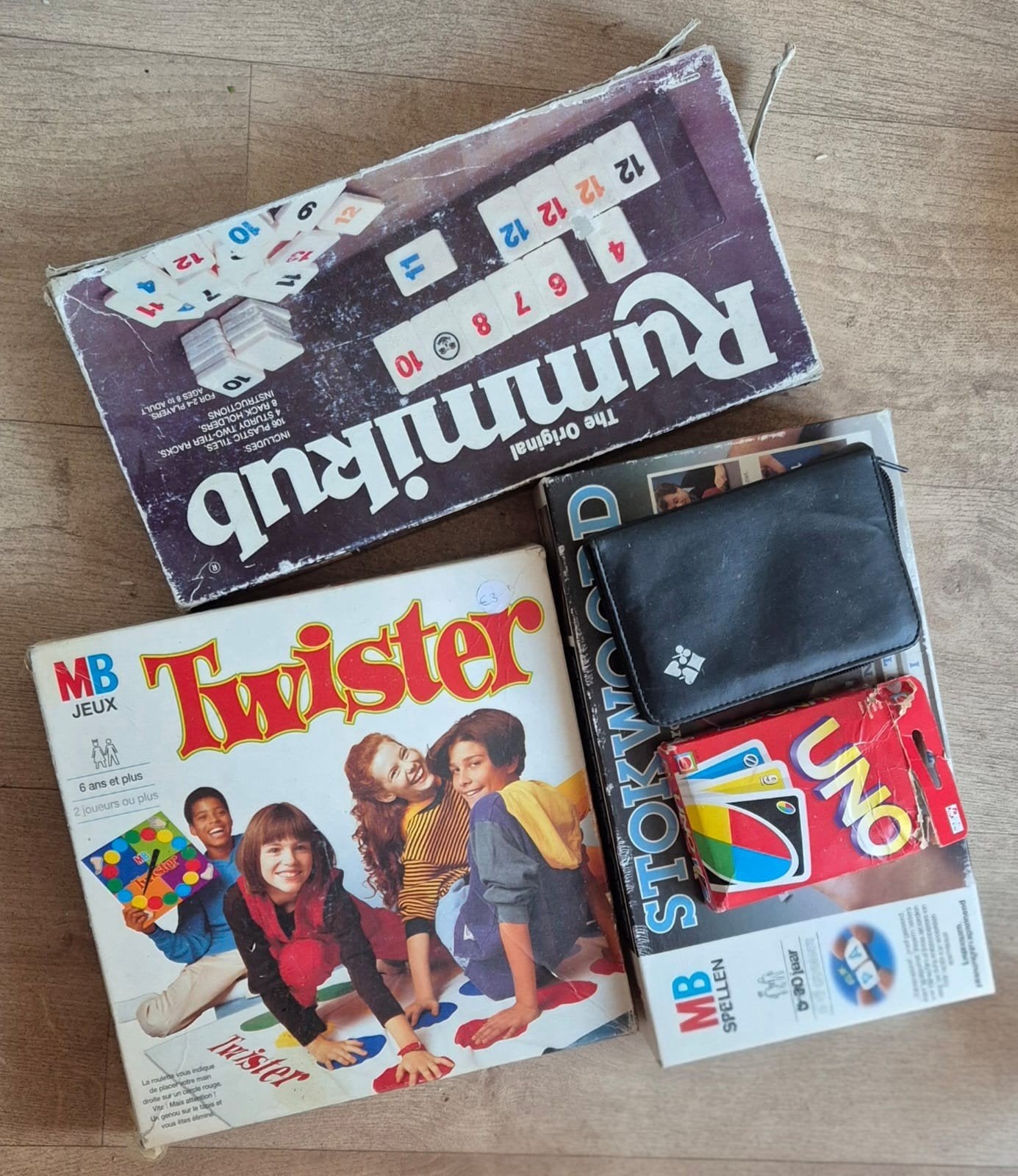 Titel: Bundel klassieke gezelschapsspellen (Rummikub, Uno, T, Hobby & Loisirs créatifs, Enlèvement ou Envoi