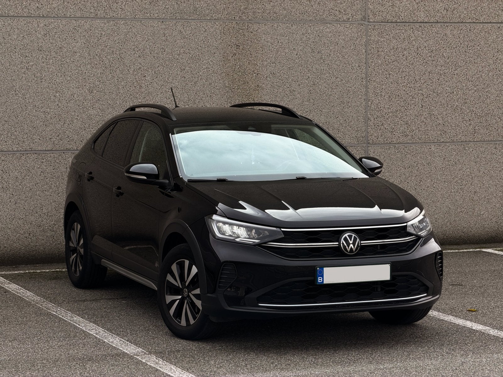 Volkswagen Taigo 1.0 TSI DSG Automaat – 2023 – 55.000 km, Auto's, Stof, Euro 6, Lane Keeping Assist, Zwart