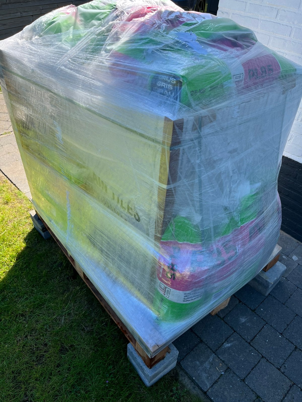 Nieuw 80x80tegels+tegellijm+voegsel IN VERPAKKING, Doe-het-zelf en Bouw, Tegels, Ophalen, 60 cm of meer, Nieuw, 10 m² of meer