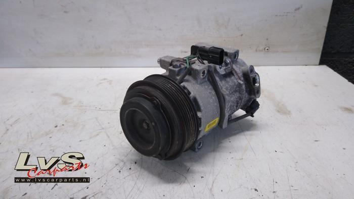 Pompe clim d'un Kia Stonic, Kia, -, 3 mois de garantie, Utilisé