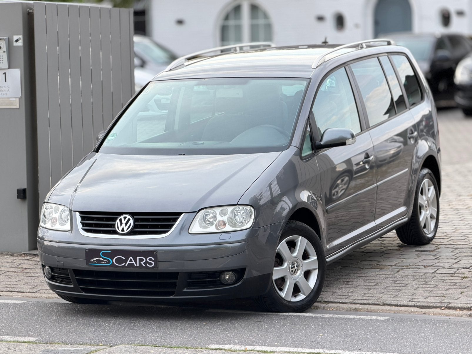 Vw Touran 1.6i ** 054.000 km ** 7 Plaatsen * * Airco **, Auto's, Voorwielaandrijving, Electronic Stability Program (ESP), 4 cilinders