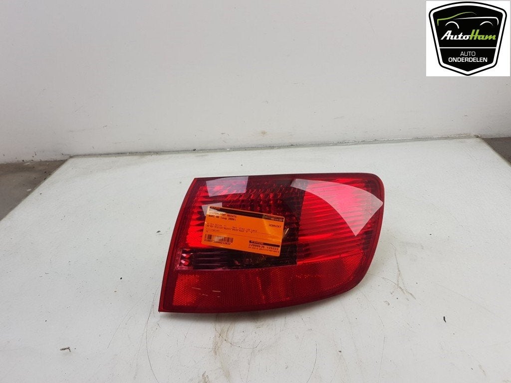 FEU ARRIÈRE DROIT Audi A6 (C6) (|4F9945096|), Utilisé, Audi