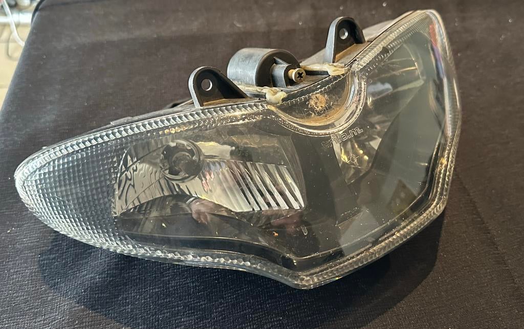 Gilera runner koplamp (2003), Ophalen