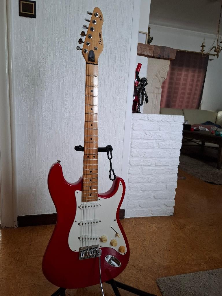 Peavey elektrische gitaar, Muziek en Instrumenten, Snaarinstrumenten | Gitaren | Elektrisch, Ophalen, Gebruikt, Solid body, Overige merken