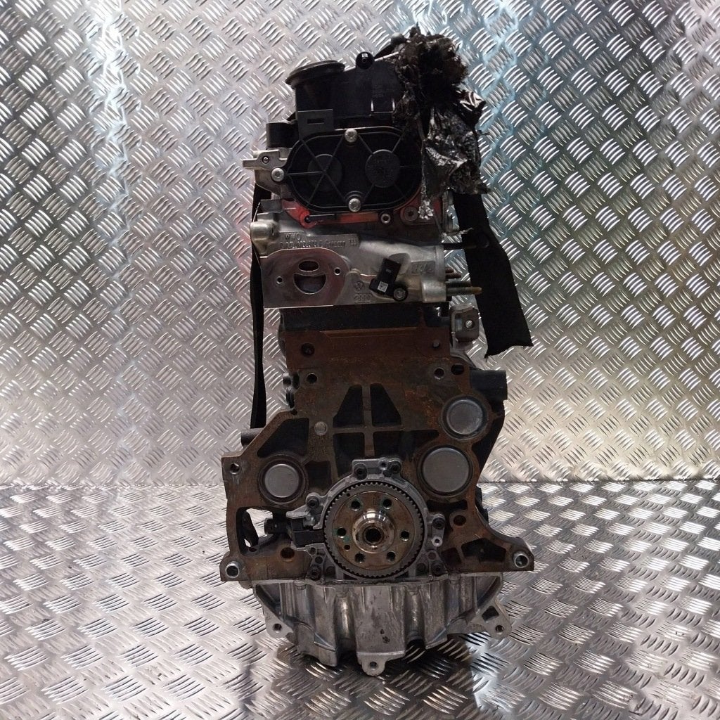Moteur DFGB Nu PASSAT TOURAN GOLF VW, Envoi, Utilisé, Daihatsu