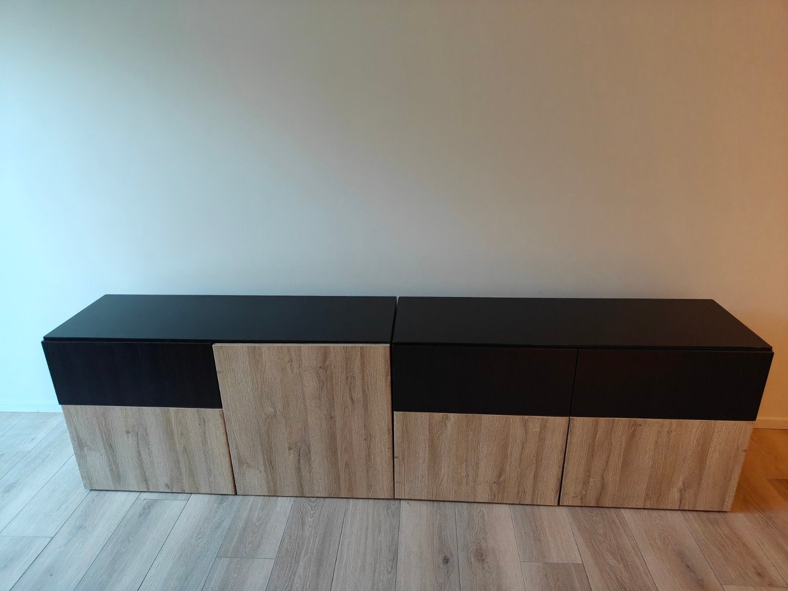 2 x tv kast met glazen tablet, Ophalen