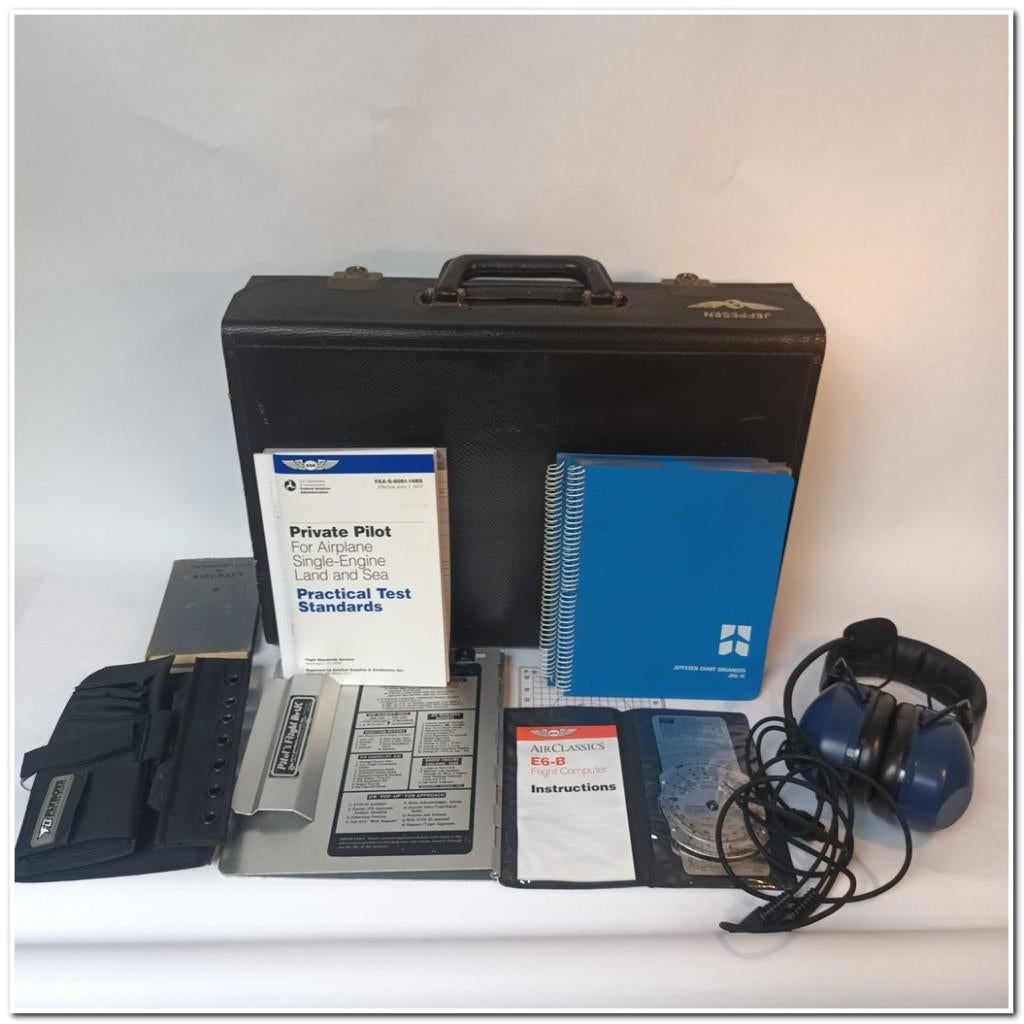 Complete piloten set met lederen koffer (incl. koptelefoon), Ophalen
