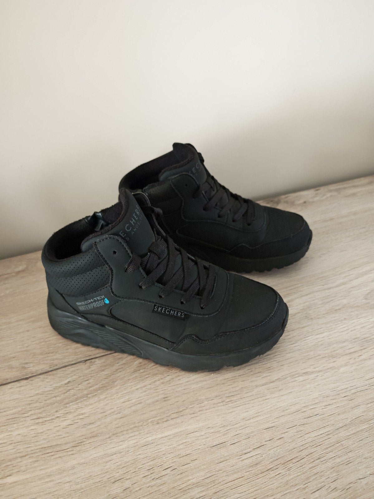 Meisjes sneakers Skechers/adidas/nike, Ophalen