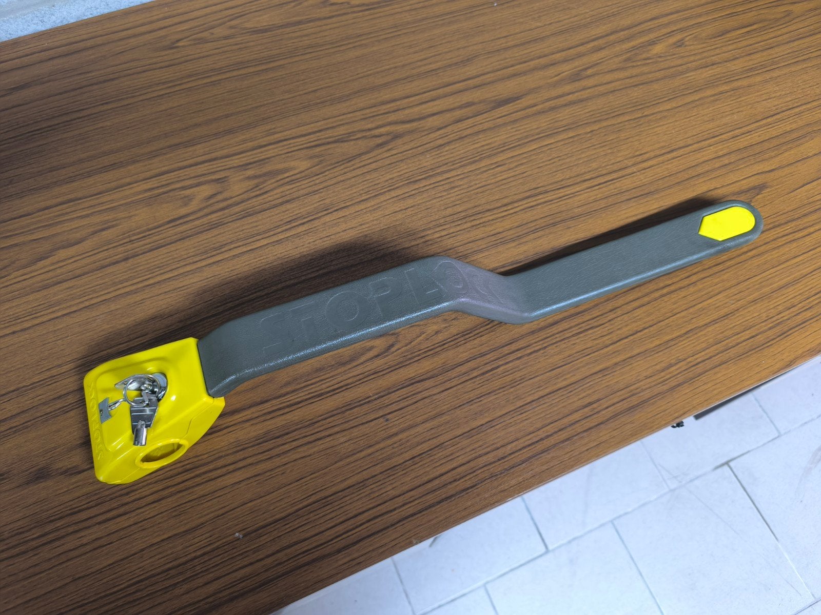 Verrou de direction Stoplock, Enlèvement