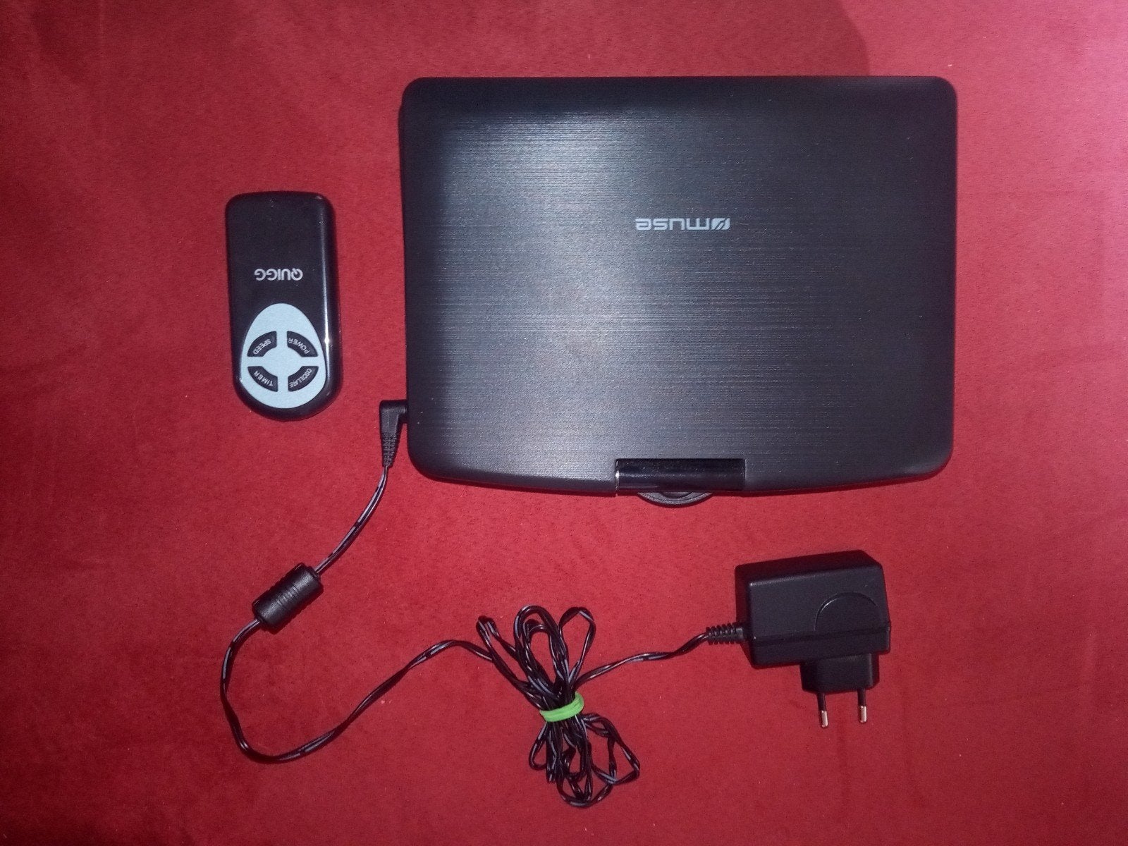 À vendre : un lecteur DVD portable bien entretenu, TV, Hi-fi & Vidéo, Lecteurs DVD, Lecteur DVD, Enlèvement ou Envoi