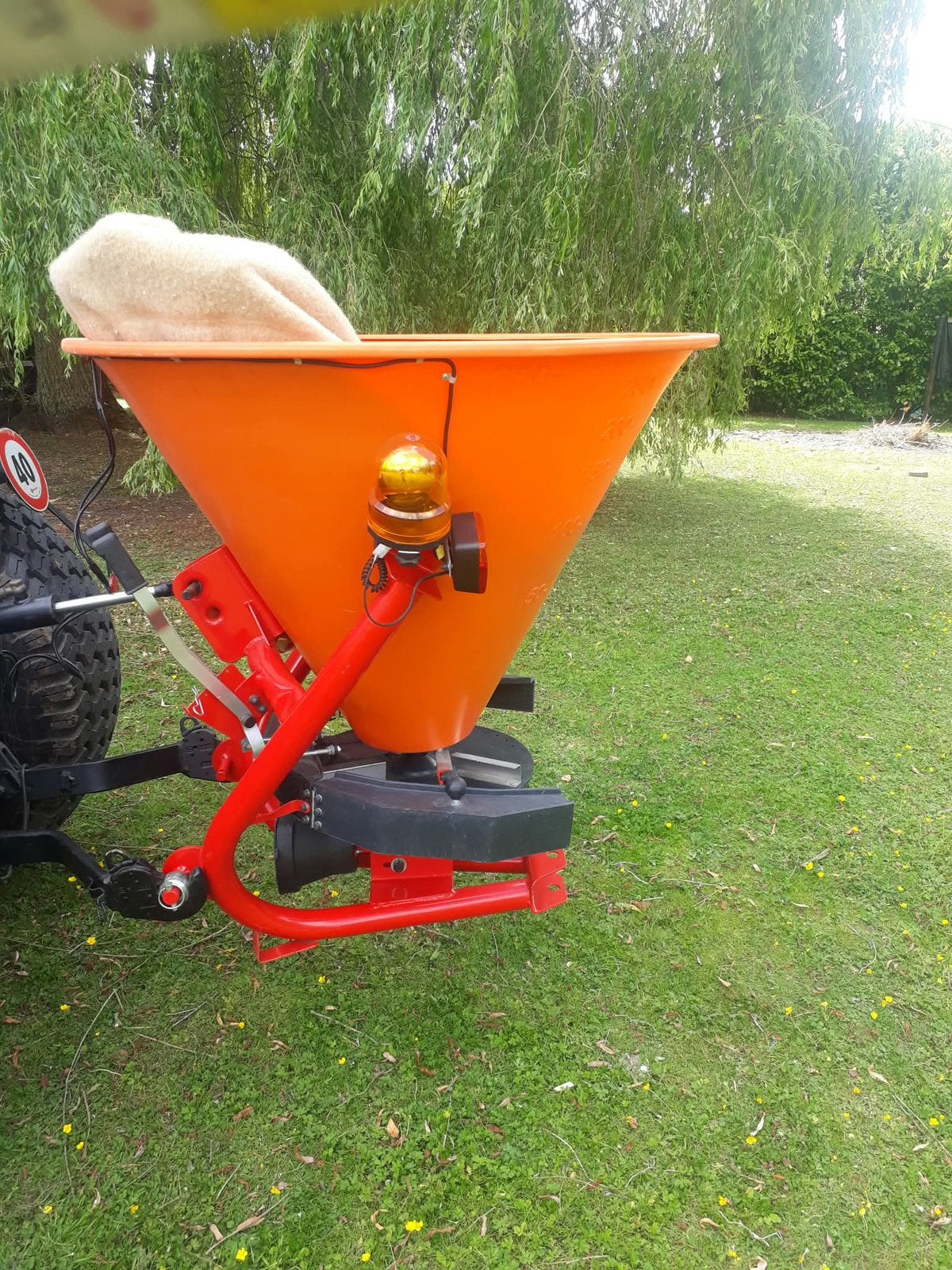 Meststofstrooier 300L, Ophalen, Akkerbouw, Grondbewerking
