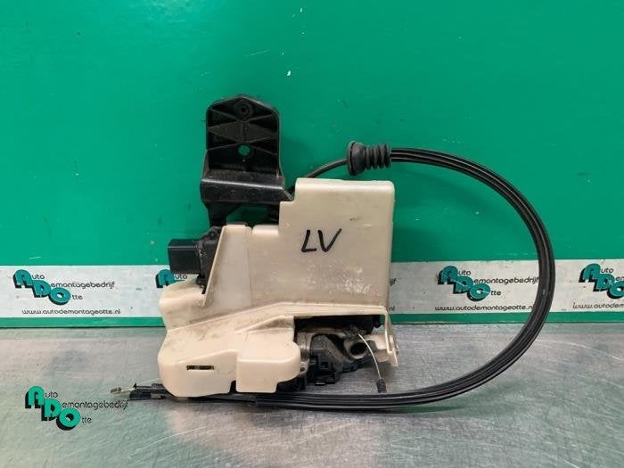 Deurslot Mechaniek 2Deurs links van een Volkswagen Golf (Gol, Gebruikt, -, Volkswagen, -