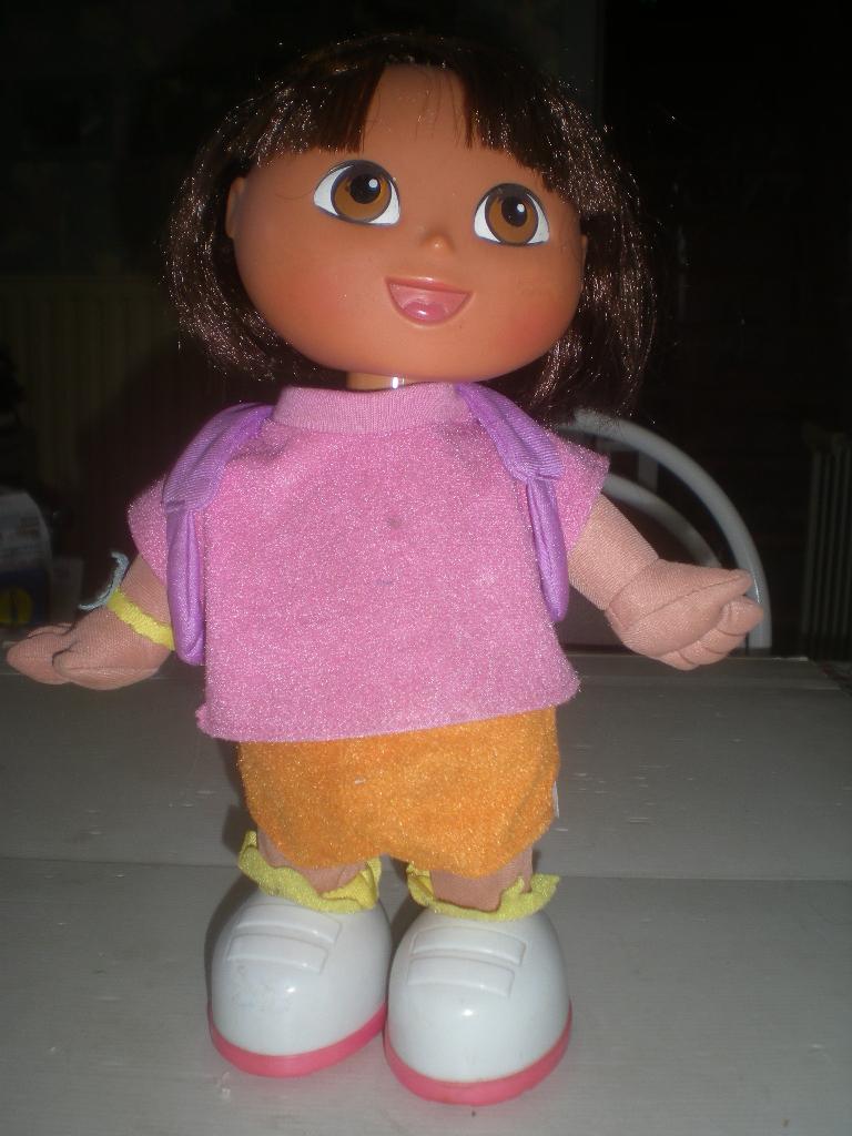 dora, Kinderen en Baby's, Ophalen of Verzenden, Gebruikt