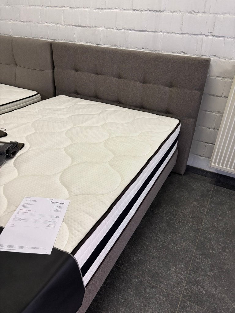 splinternieuwe boxspring 180x200 (Hulste bedoutlet), Huis en Inrichting, Slaapkamer | Boxsprings, Ophalen, 180 cm, 200 cm, Nieuw