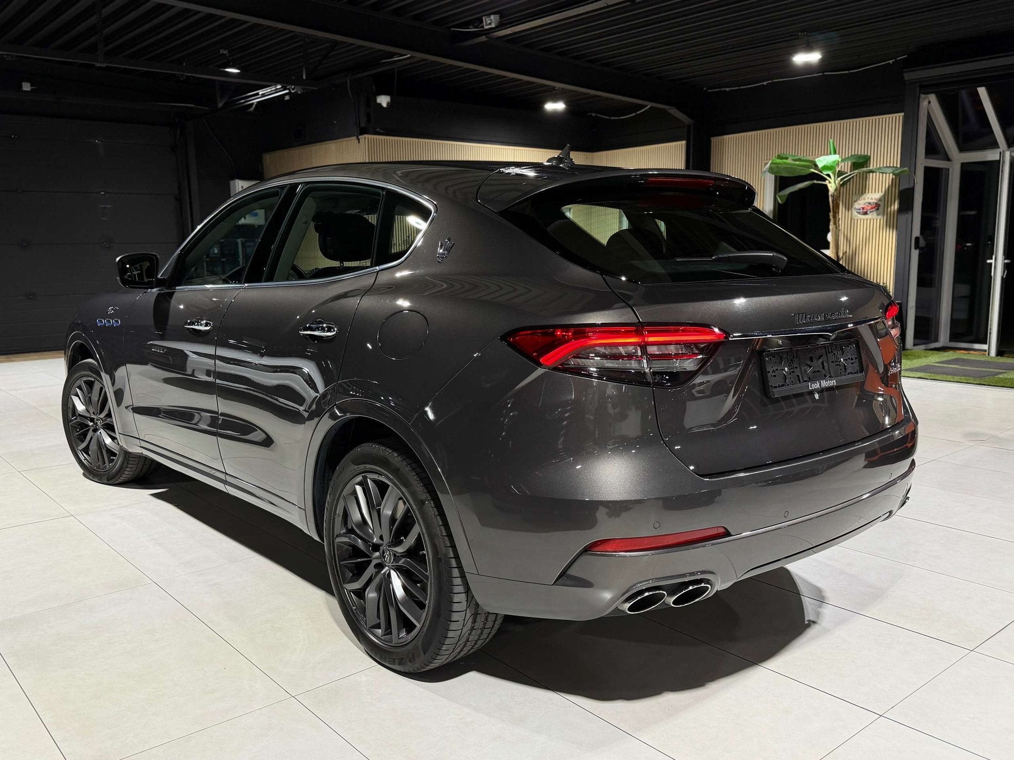 Maserati Levante GT 2.0 L4 mHEV 330CV SUSPENSION CARBONE CUI, Autos, Maserati, Cuir, Argent ou Gris, Achat, Euro 6