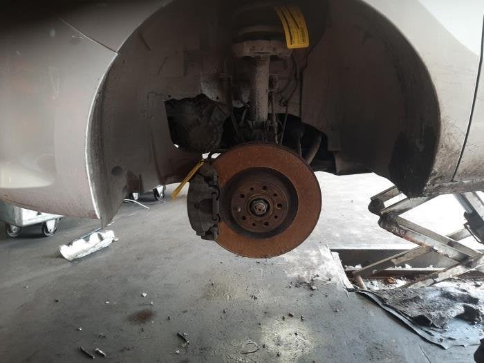 Moyeu de roue avant d'un Fiat Doblo, -, -, 3 mois de garantie, Utilisé