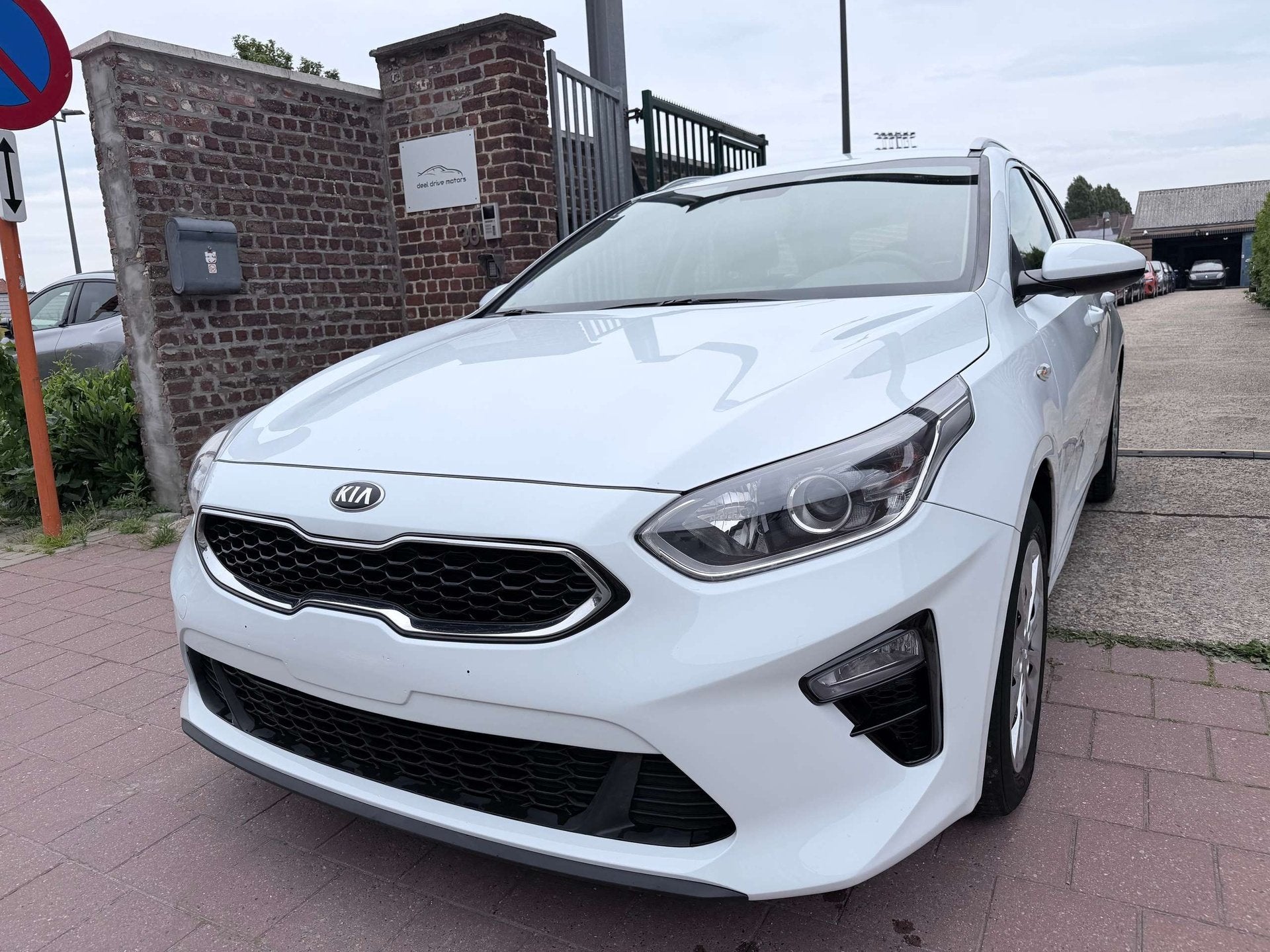 Kia Ceed SW / cee'd SW EDTION GT LINE | AIRCO | NAVI | PARKE, Auto's, https://public.car-pass.be/vhr/f85bf44f-9572-4e6c-9cf9-2bad3610eb2c