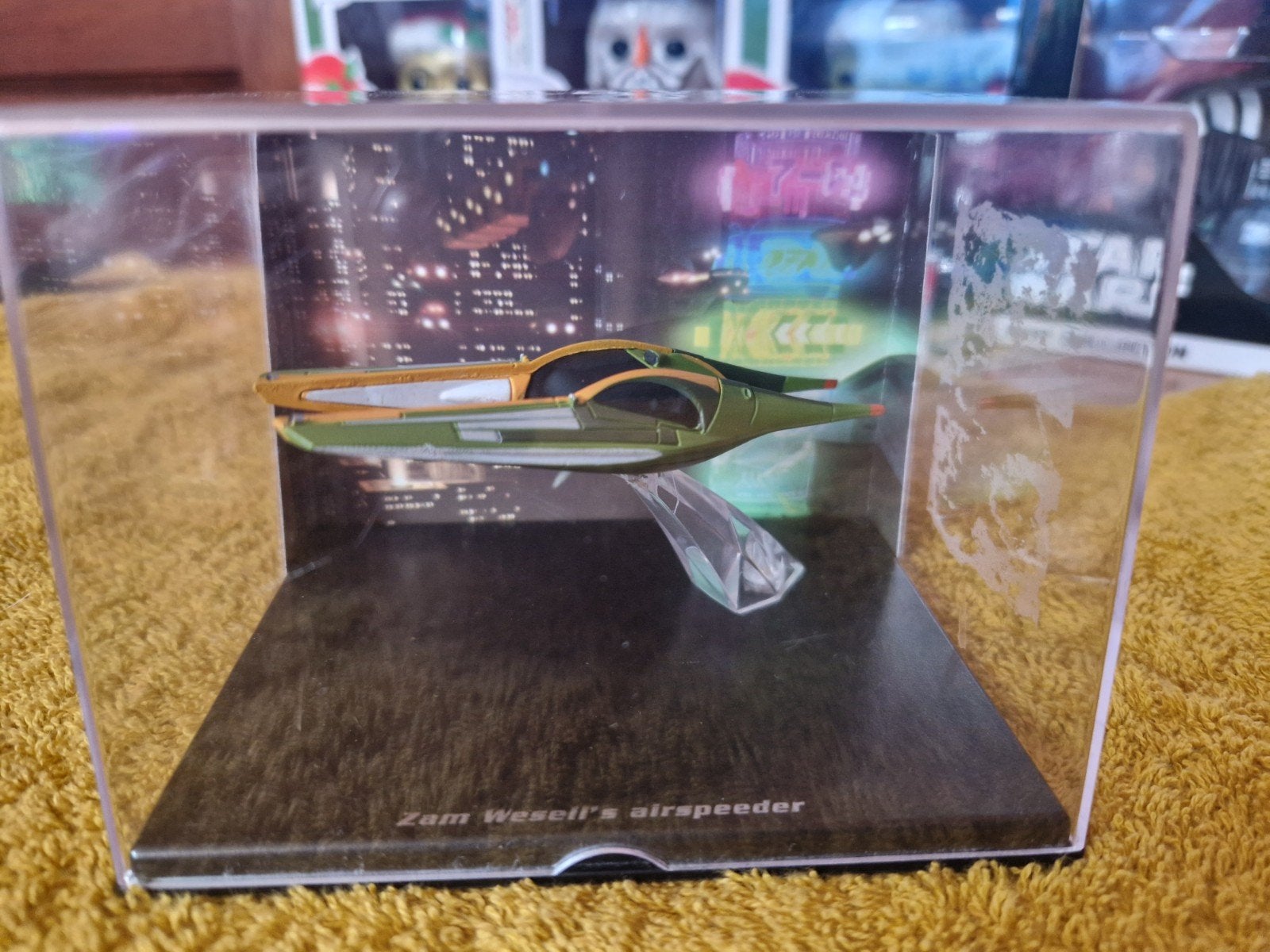 Zam Wesell's airspeeder, Verzenden