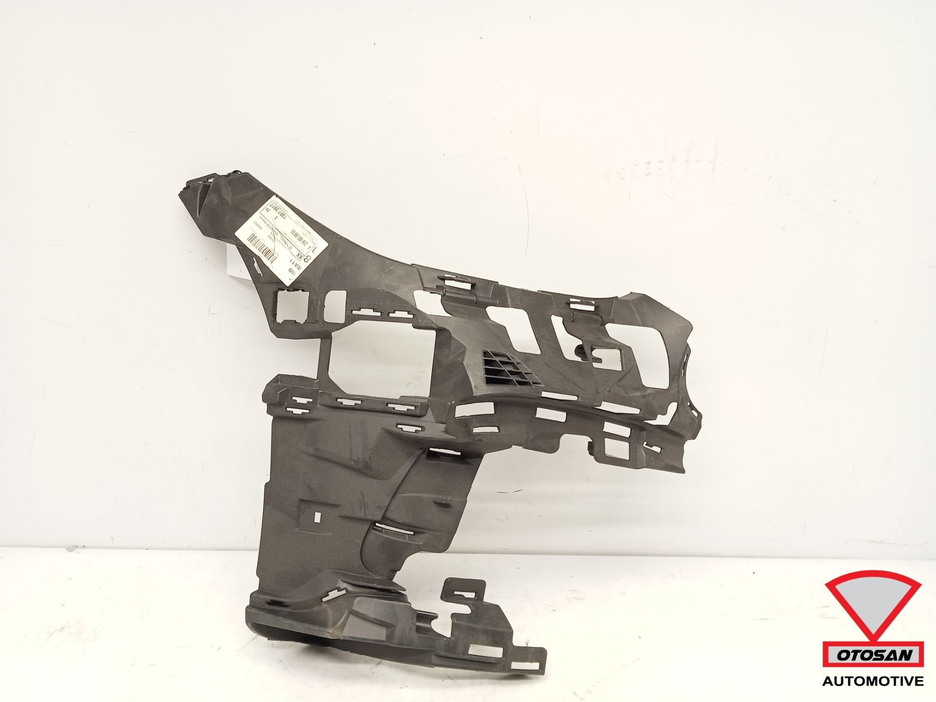 Support de pare-chocs avant droit Mercedes Classe C W206 AMG, Mercedes-Benz AG, Pare-chocs, Mercedes-Benz, Droite