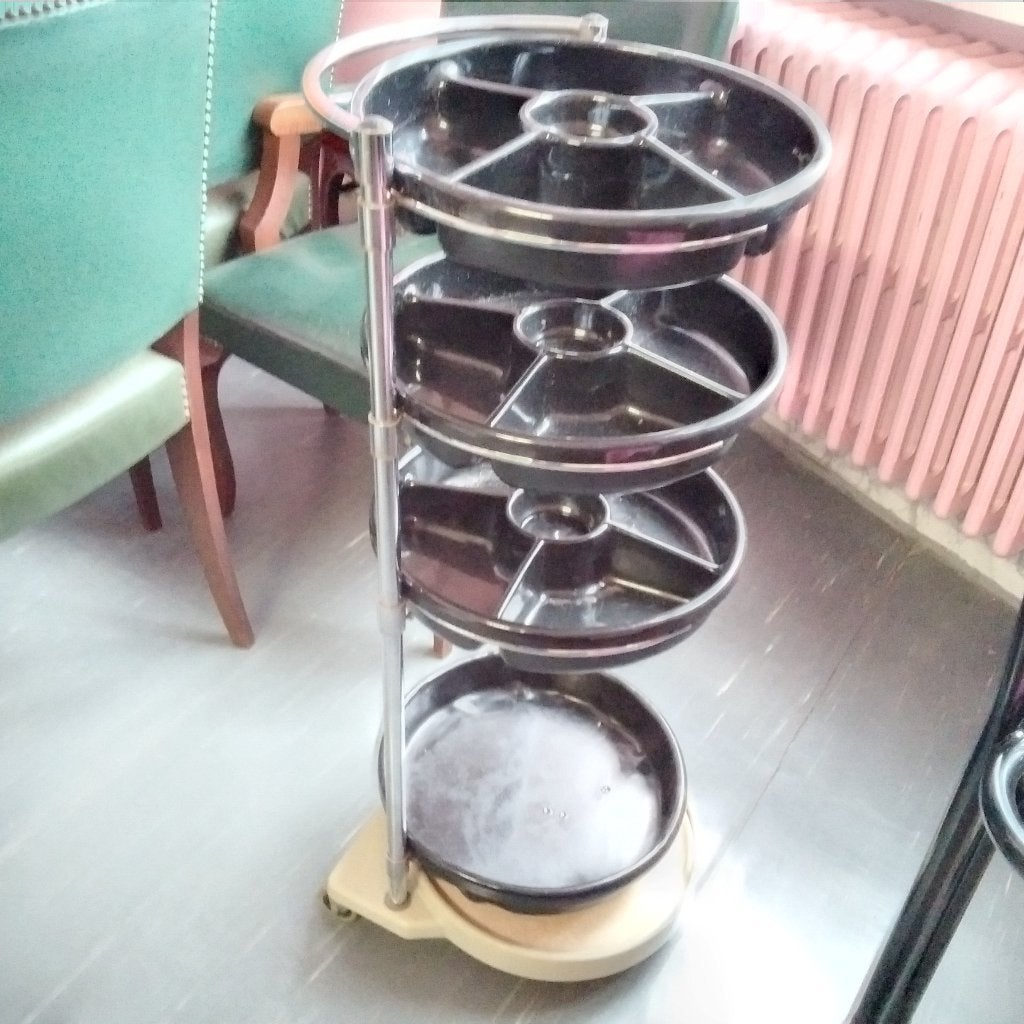 Étagère de coiffure vintage originale sur roulettes, Enlèvement