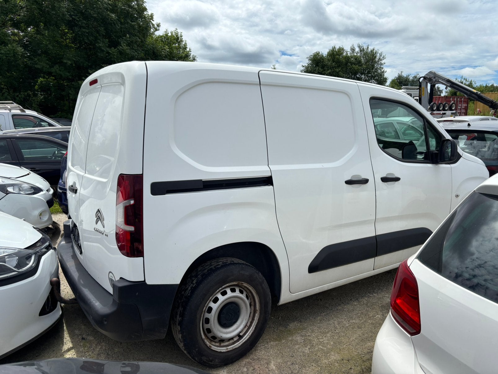 Stock de pieces citroen berlingo 2020 essence, Enlèvement