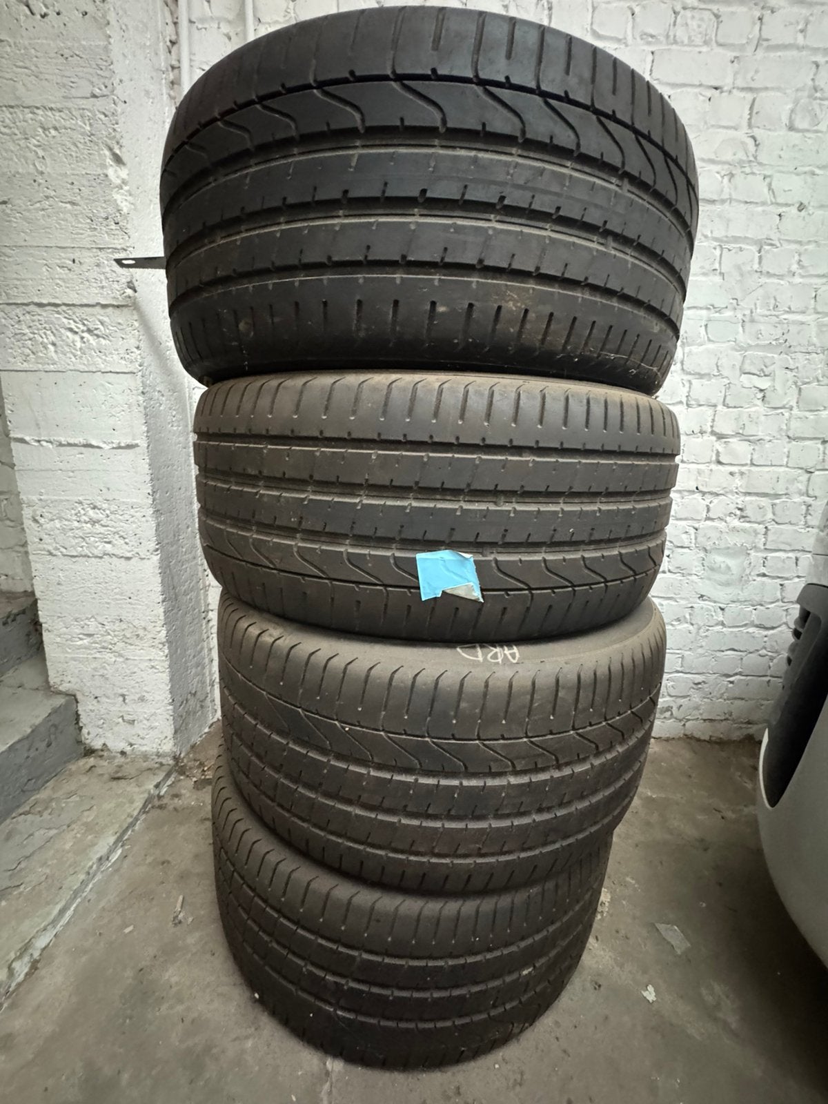 Pneus Porsche Cayenne, Auto-onderdelen, Banden en Velgen, Ophalen, Gebruikt, 21 inch, Band(en)
