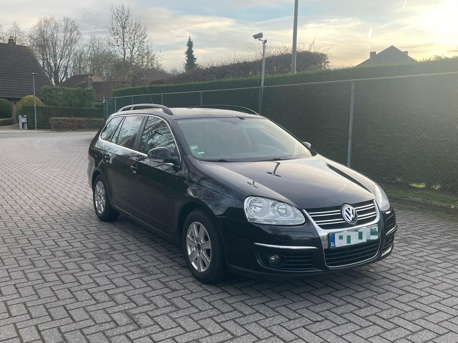 Golf 5 break Benzine CarPlay Airco Cruise Control.., Bedrijf, 5 deurs, Euro 4, Velours