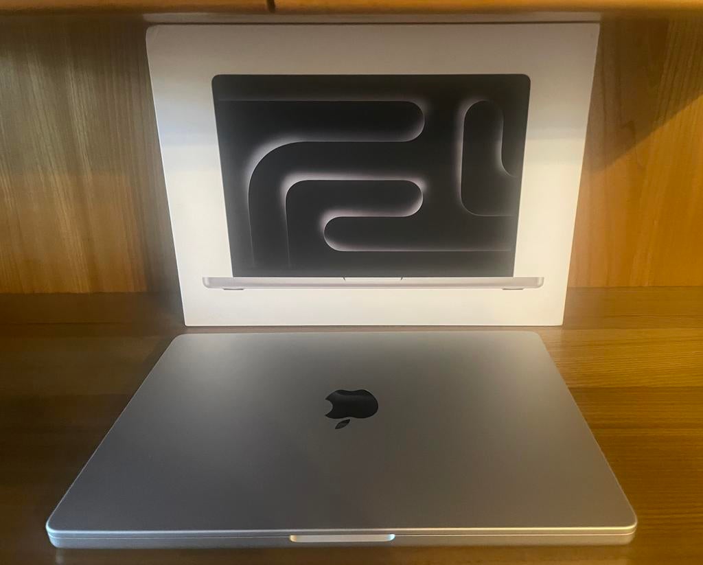 Apple MacBook Pro (M3, 2023), Informatique & Logiciels, Apple Macbooks, Enlèvement, 1 TB ou plus, Azerty, Neuf