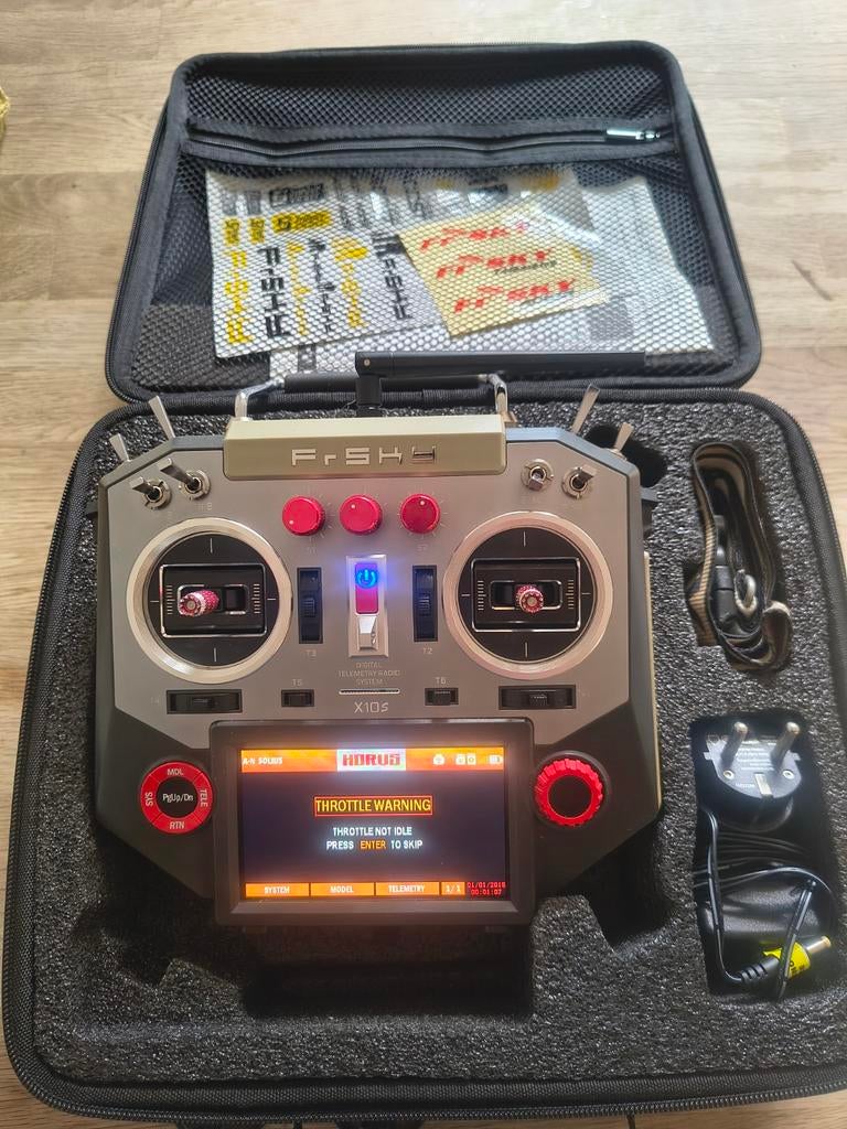 Fr-sky x10s, Hobby en Vrije tijd, Ophalen