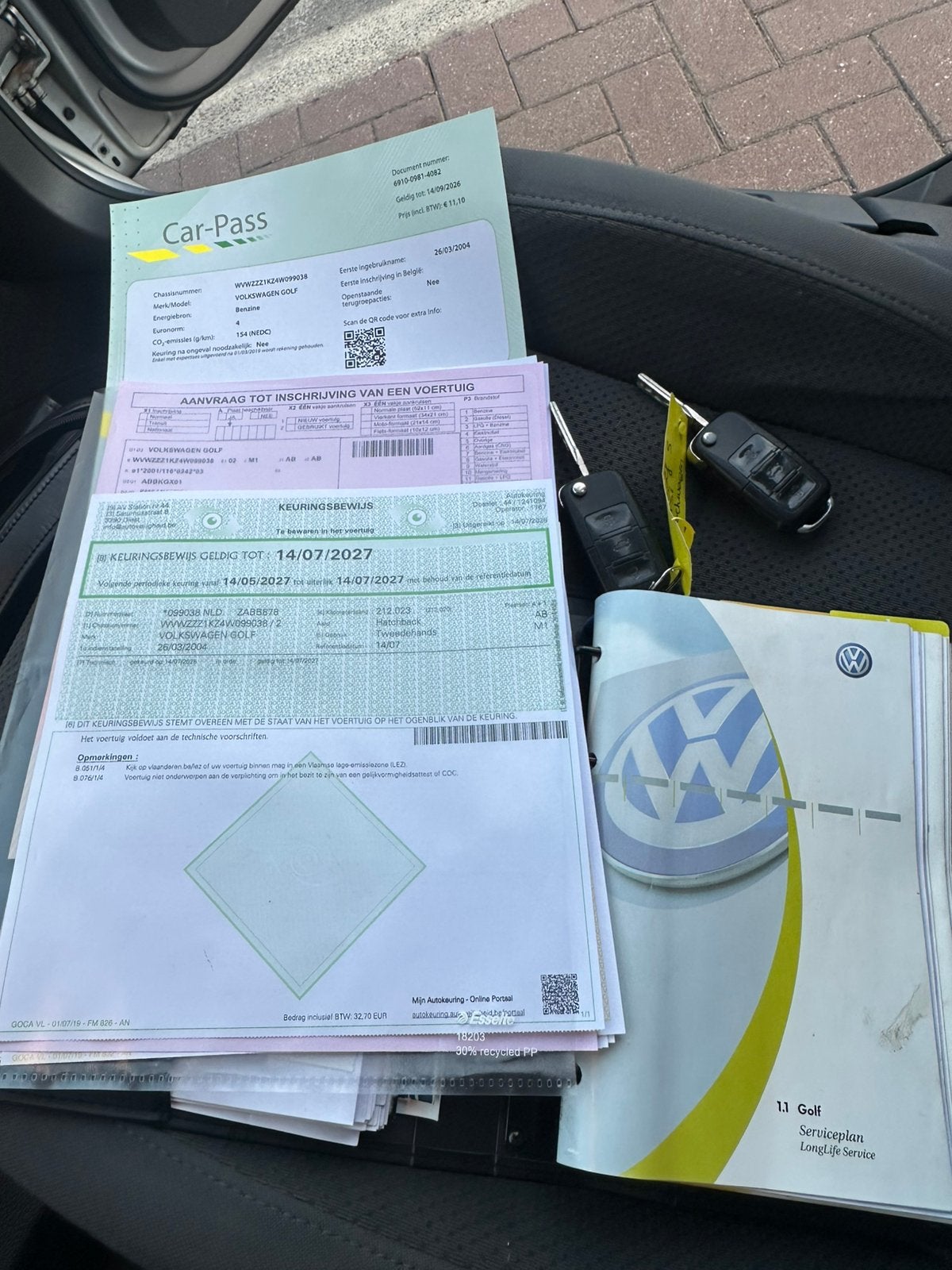 VW Golf 5, 1.4 essence, CarPlay, clima et garantie 1J, Autos, Argent ou Gris, Achat, https://public.car-pass.be/verify/6910-0981-4082