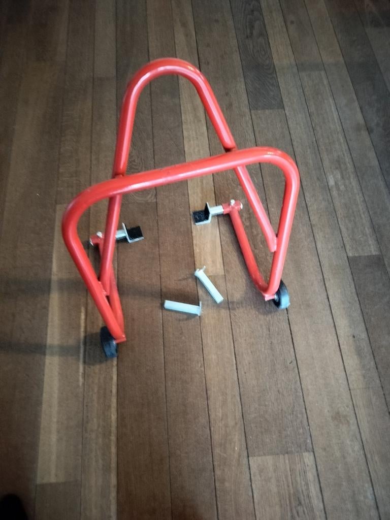 Moto steun, Motoren, Ophalen
