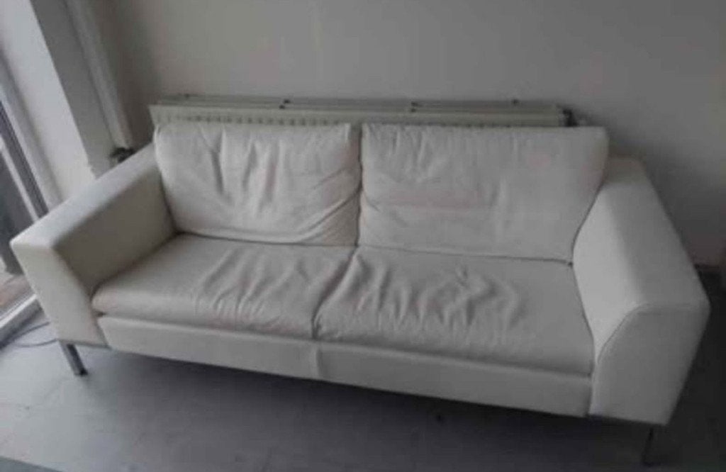 A vendre un très élégant canapé 2,5 places en cuir nattuzi, Trois personnes, Banc droit, Enlèvement, Utilisé