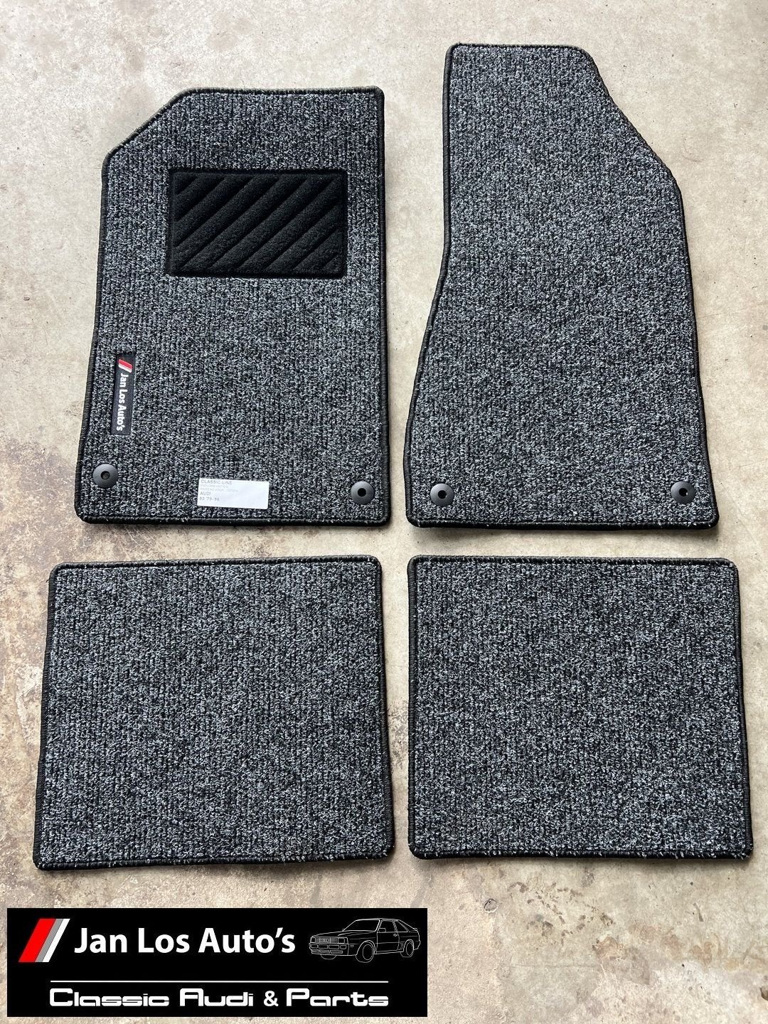 Audi 80 B2 Coupe typ 81 85 Mattenset in oldskool look, -, Audi, Utilisé, -
