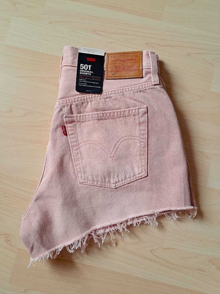 Nieuwe short Levi's 501. Maat medium., Maat 38/40 (M), Kort, Nieuw, Ophalen of Verzenden