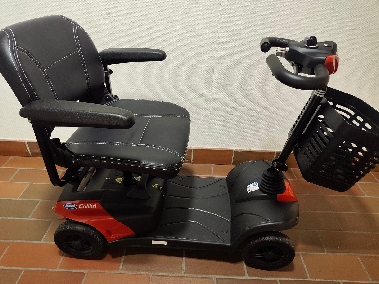 scootmobiel Invacare Colibri, Diversen, Brommobielen en Scootmobielen, Ophalen, 10 km/u of minder, 15 km of minder, Invacare