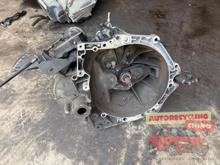 Boîte de vitesse d'un Peugeot Partner, -, 3 mois de garantie, Utilisé, -