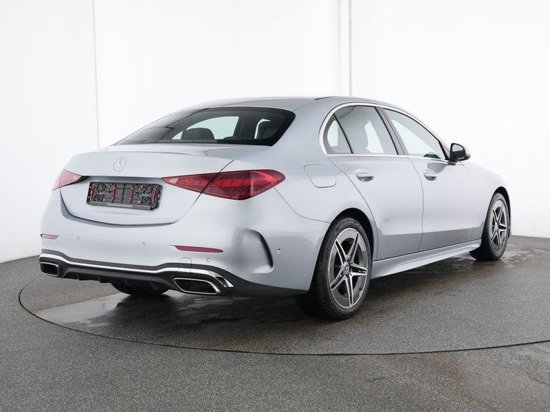 Mercedes-Benz C-Klasse 180 Berline AMG Line | Dodehoekassist, Auto's, Automaat, 4 deurs, 4 cilinders, Bedrijf